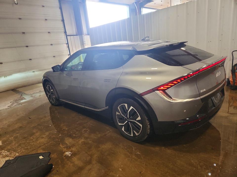صورة رقم 2 من المزاد - 2023 KIA EV6 مع VIN KNDC34LA6P5606285