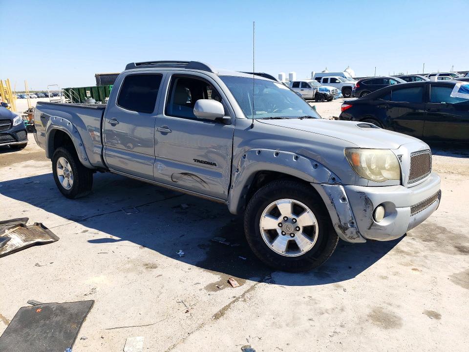Снимка 4 от търг – 2009 TOYOTA TACOMA с VIN 3TMKU72N19M021108
