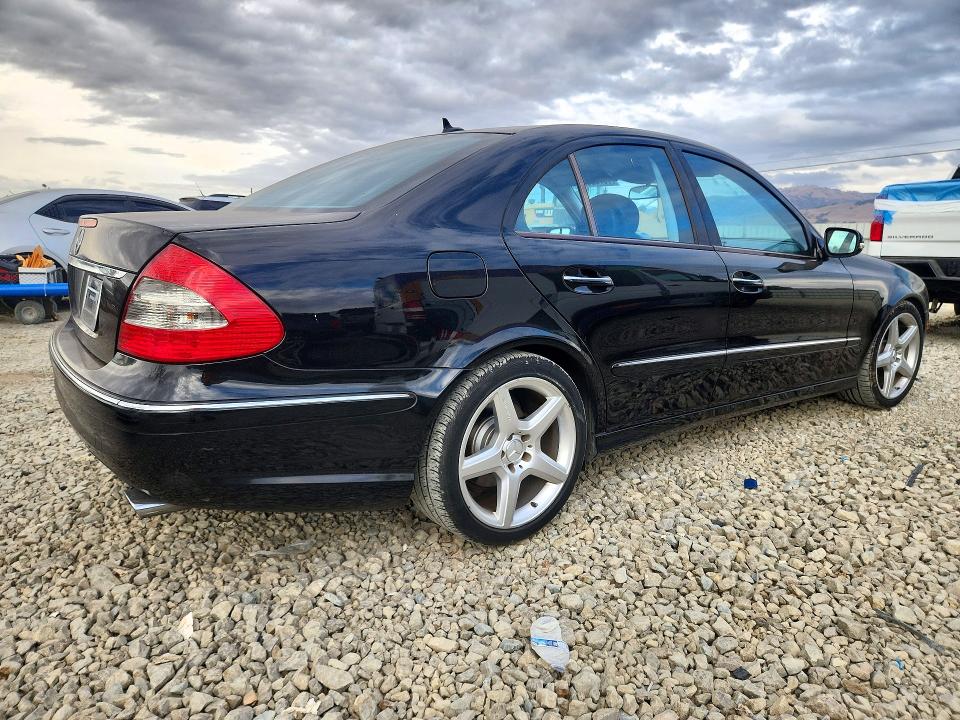 Снимка 3 от търг – 2009 MERCEDES-BENZ E с VIN WDBUF56X89B365110