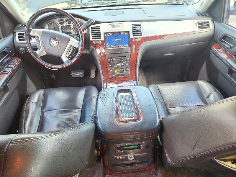 Снимка 8 от търг – 2014 CADILLAC ESCALADE с VIN 1GYS4HEF0ER128969