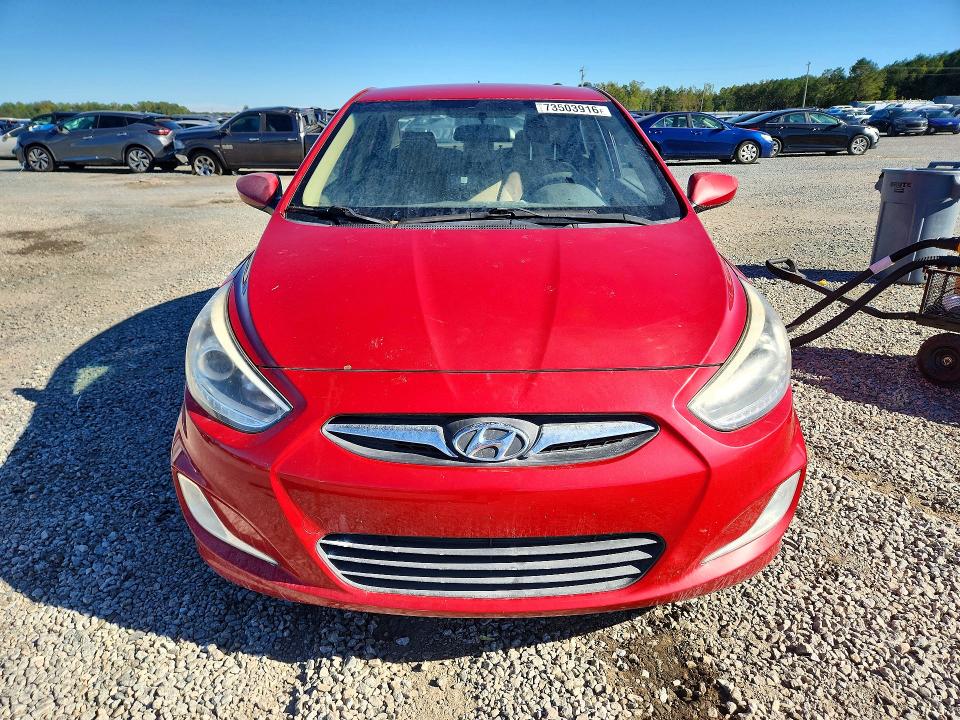 Снимка 5 от търг – 2014 HYUNDAI ACCENT с VIN KMHCU4AE6EU735497