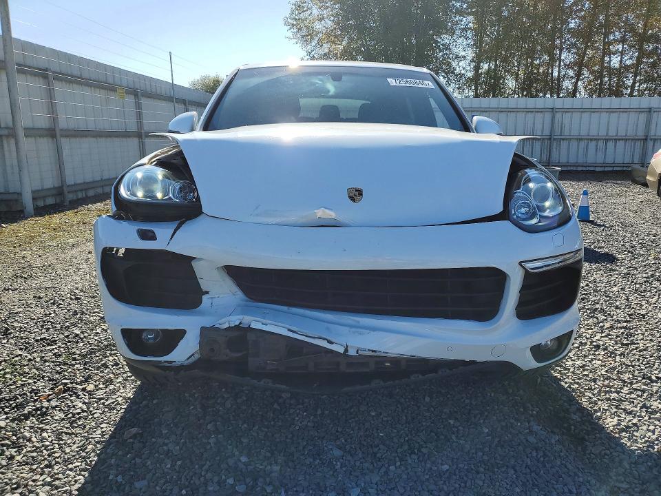 Photo 5 from auction – 2017 PORSCHE CAYENNE with VIN WP1AA2A23HKA89834