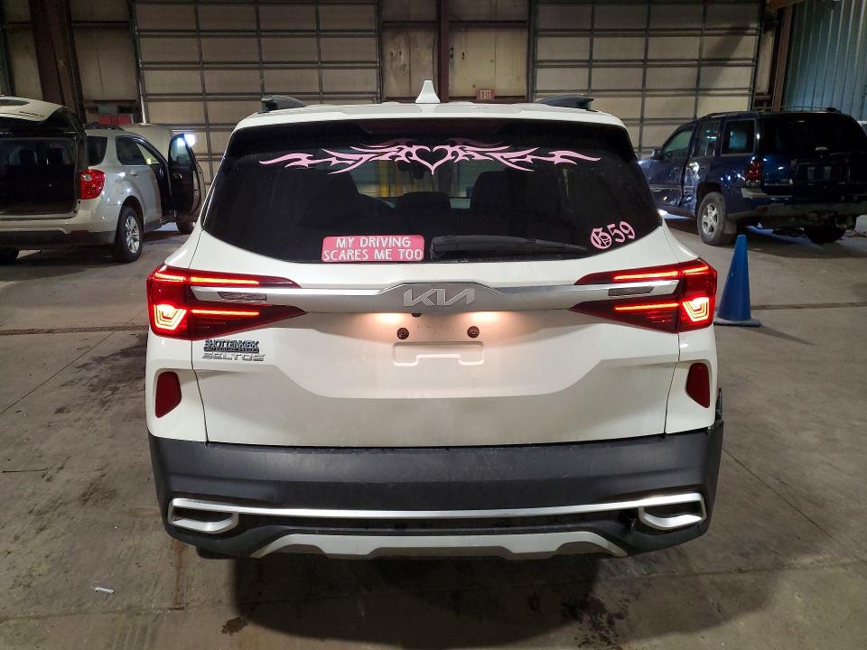 Zdjęcie 6 z aukcji – 2023 KIA SELTOS z VIN KNDEUCAA6P7458579