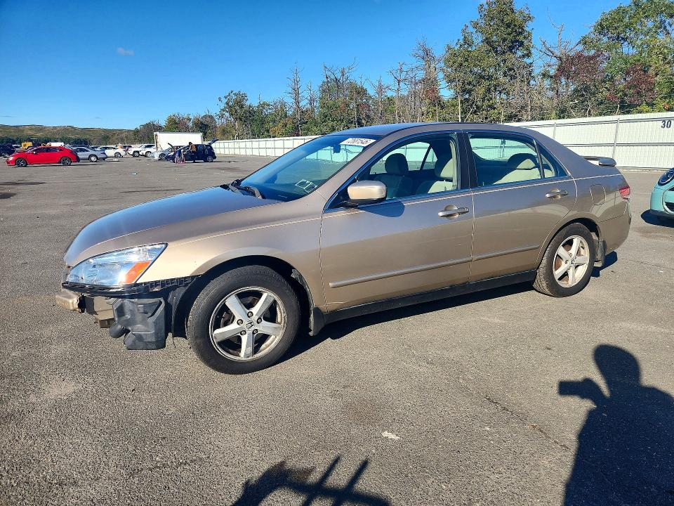 HONDA ACCORD 2004 with VIN 1HGCM56324A157935 - Photo from auction