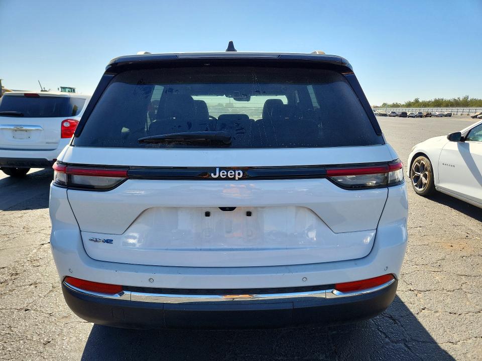 Снимка 6 от търг – 2024 JEEP GRAND CHEROKEE с VIN 1C4RJYB61RC117568