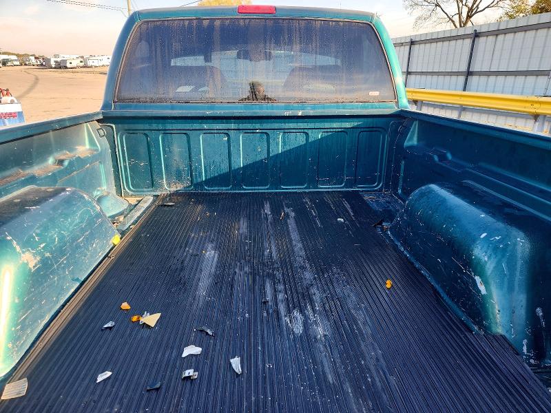 Снимка 10 от търг – 1996 GMC SONOMA с VIN 1GTCS14X6T8535618