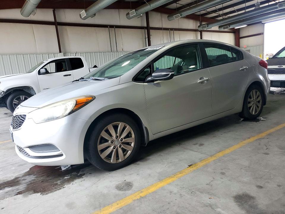 Zdjęcie 1 z aukcji – 2014 KIA FORTE z VIN KNAFX4A60E5105905