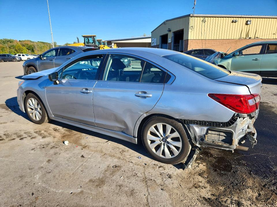 Снимка 2 от търг – 2017 SUBARU LEGACY с VIN 4S3BNAB63H3024479