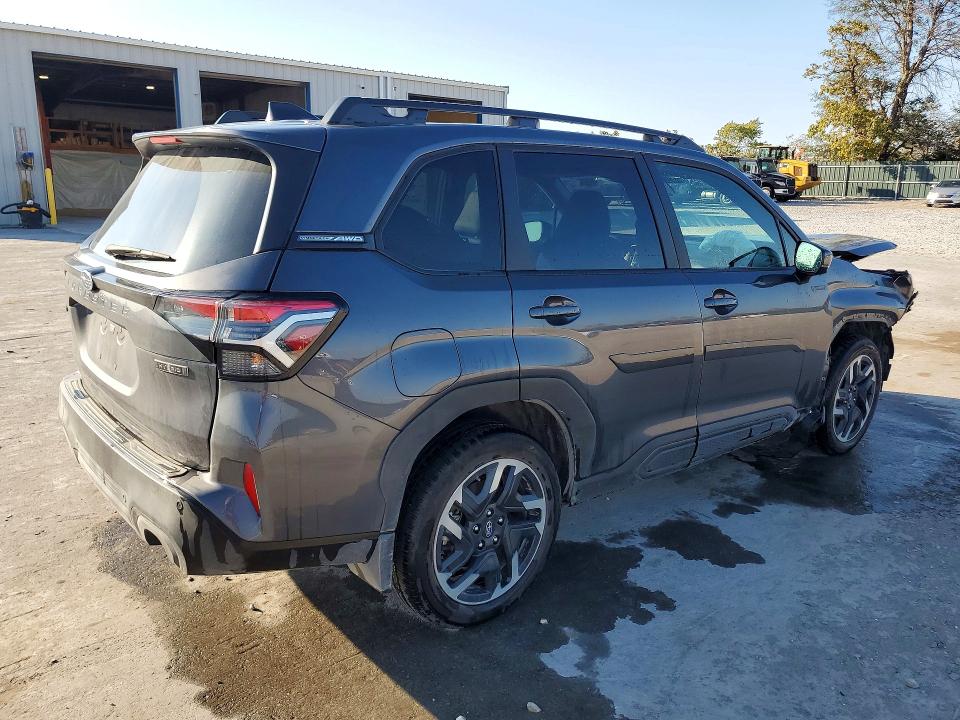 Снимка 3 от търг – 2025 SUBARU FORESTER с VIN JF2SLSRD2SH426876
