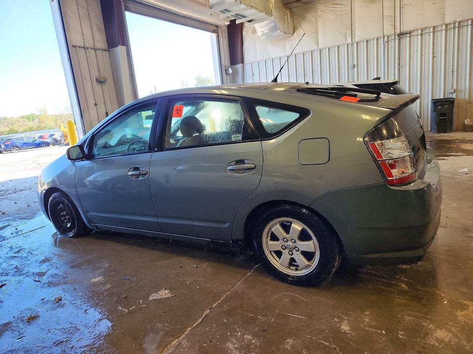 Photo 2 from auction – 2005 TOYOTA PRIUS with VIN JTDKB20U053119271