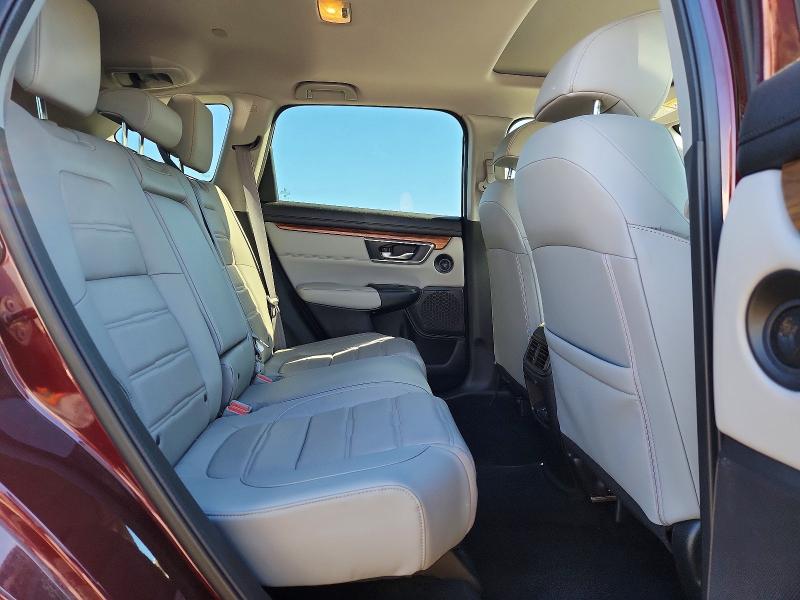 صورة رقم 11 من المزاد - 2018 HONDA CR-V مع VIN 7FARW2H88JE036540