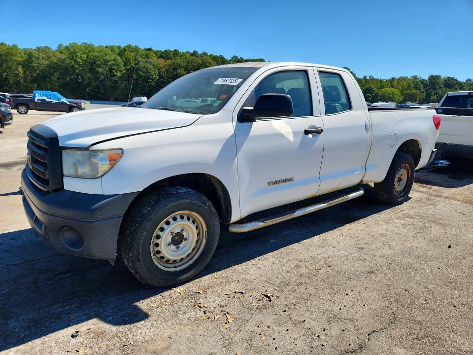 Снимка 1 от търг – 2011 TOYOTA TUNDRA с VIN 5TFRU5F10BX024639
