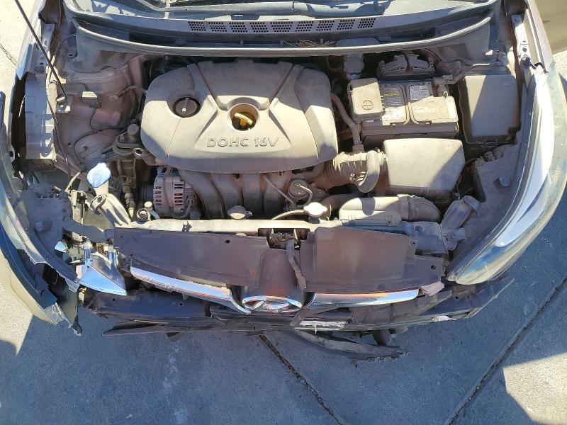 Снимка 11 от търг – 2014 HYUNDAI ELANTRA с VIN 5NPDH4AE1EH485934