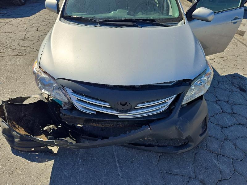 Photo 11 from auction – 2013 TOYOTA COROLLA with VIN 5YFBU4EE0DP120238