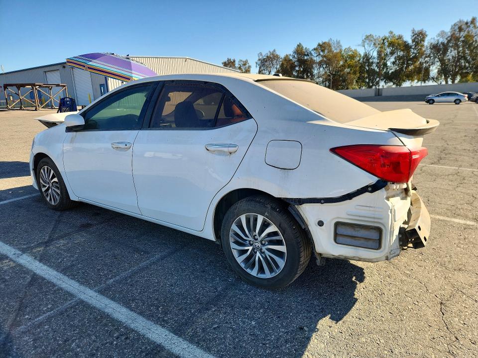Снимка 2 от търг – 2019 TOYOTA COROLLA с VIN 5YFBURHE4KP902094
