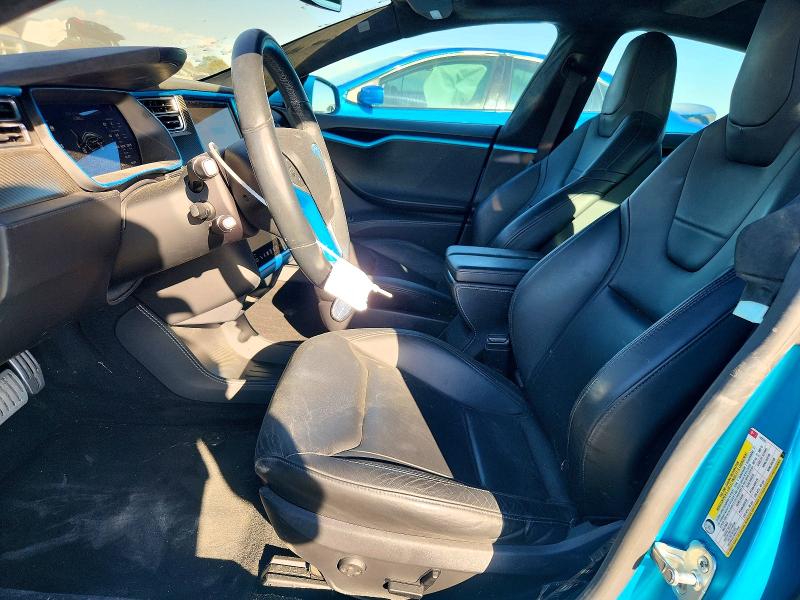Снимка 7 от търг – 2015 TESLA MODEL S с VIN 5YJSA1E42FF102093