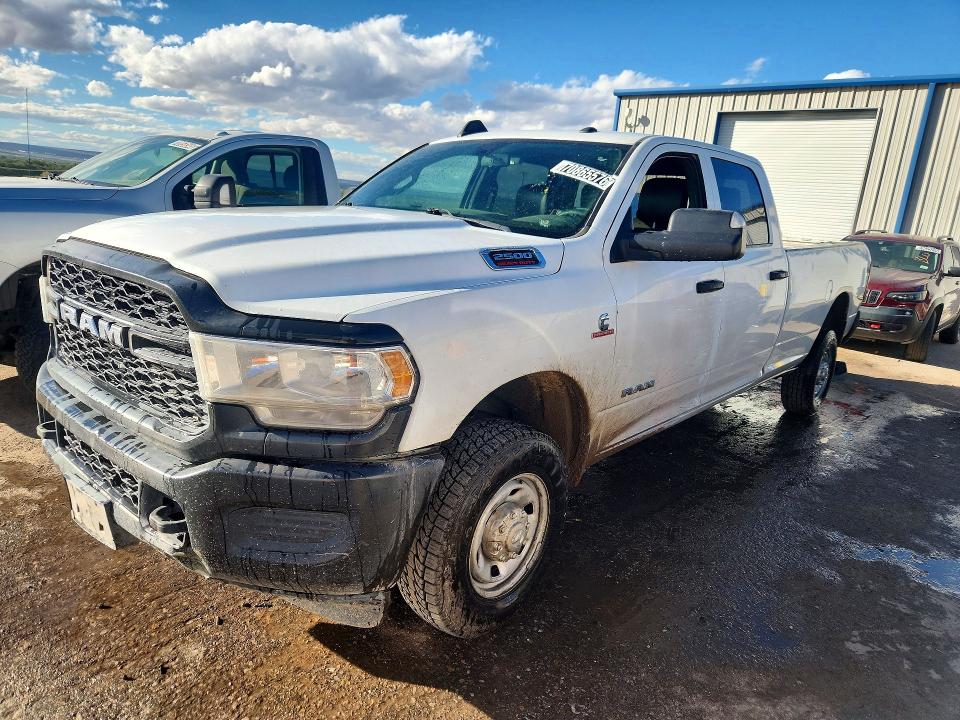 RAM 2500 2022 with VIN 3C6UR5HL5NG273352 - Photo from auction