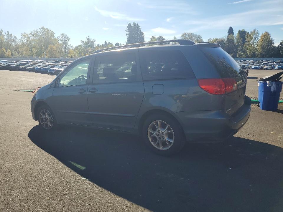 Снимка 2 от търг – 2010 TOYOTA SIENNA с VIN 5TDKK4CCXAS307819