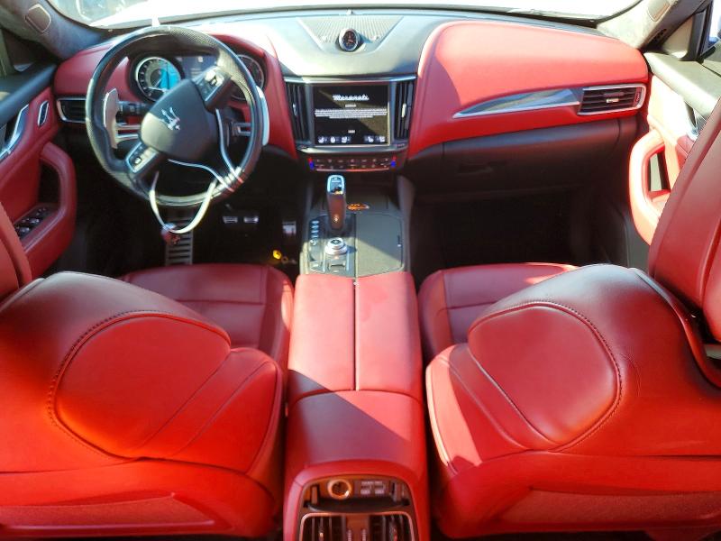 Photo 8 from auction – 2022 MASERATI LEVANTE with VIN ZN661XUA2NX392866