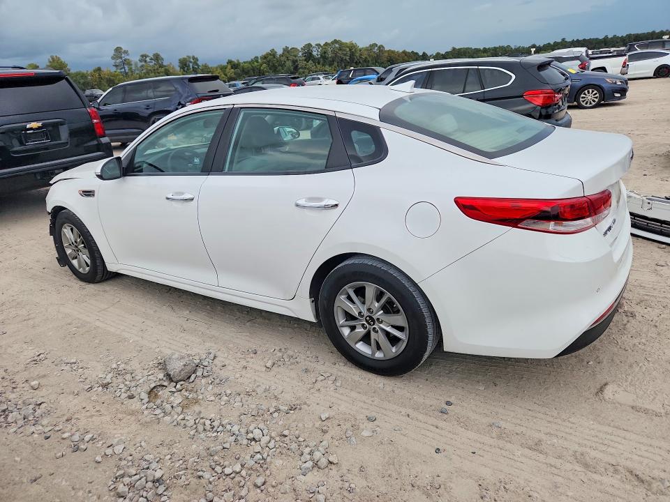 Photo 2 from auction – 2018 KIA OPTIMA with VIN 5XXGT4L31JG249782