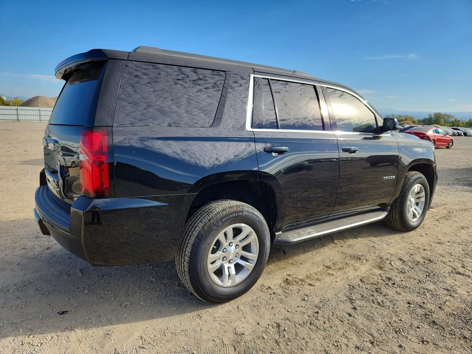Photo 3 from auction – 2017 CHEVROLET TAHOE with VIN 1GNSCAKC1HR278126