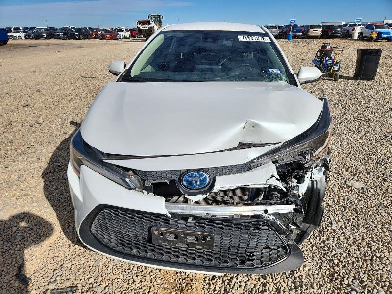 Фото 11 с аукциона – 2022 TOYOTA COROLLA с VIN JTDEAMDE7N3006304