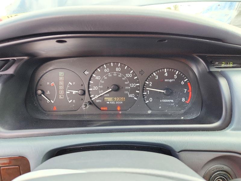 Снимка 9 от търг – 2000 TOYOTA CAMRY с VIN 4T1BF28KXYU951850