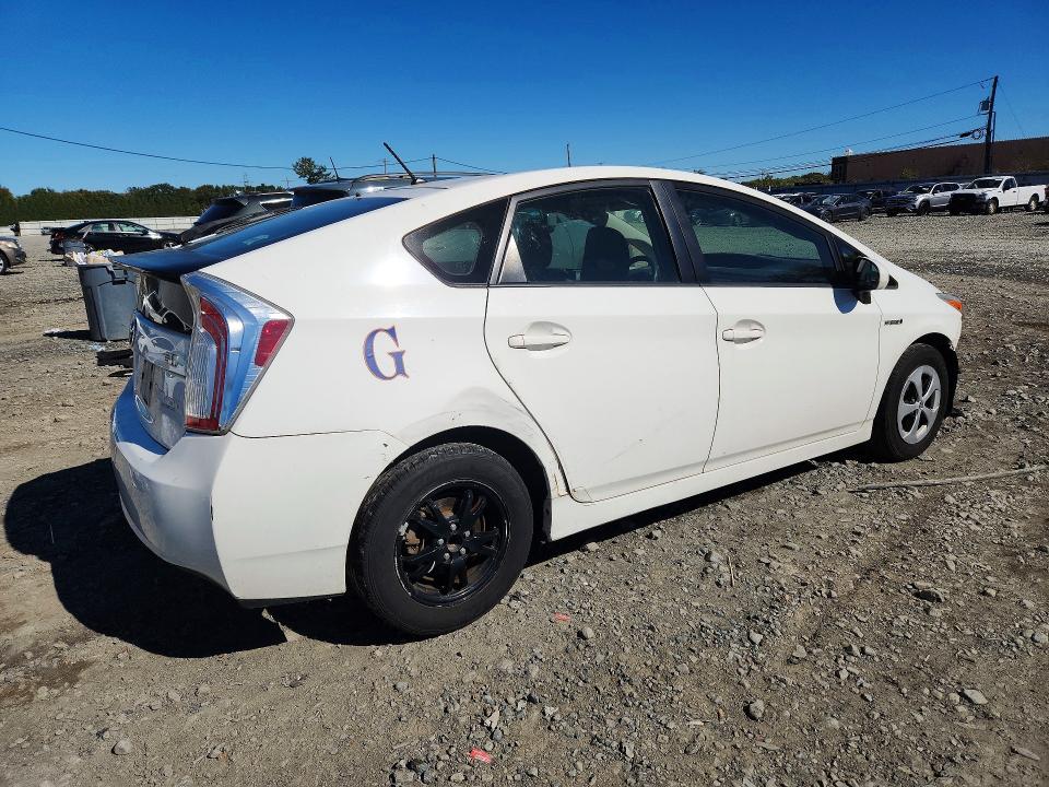 Photo 3 from auction – 2014 TOYOTA PRIUS with VIN JTDKN3DU5E1825137