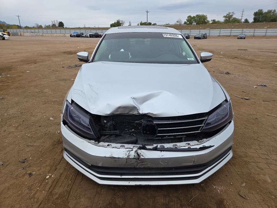 Снимка 5 от търг – 2015 VOLKSWAGEN JETTA с VIN 3VWLA7AJ6FM318699