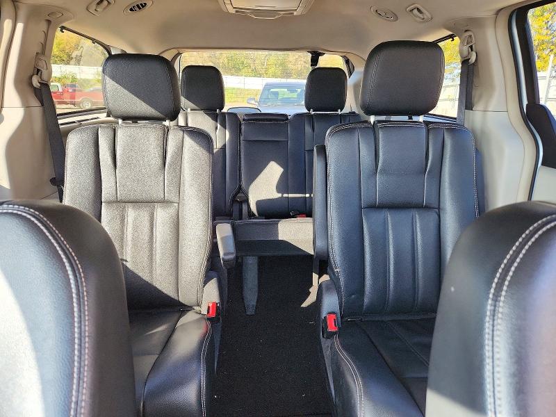 Снимка 10 от търг – 2016 CHRYSLER TOWN & COUNTRY с VIN 2C4RC1BG6GR261289