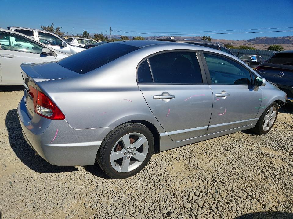 Снимка 3 от търг – 2009 HONDA CIVIC с VIN 19XFA166X9E049882