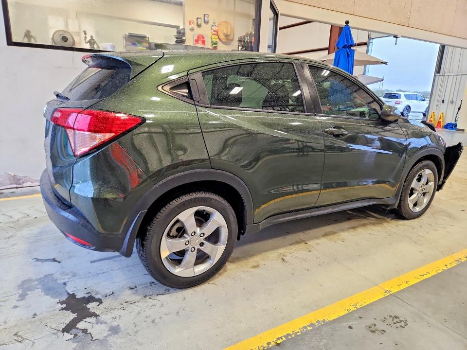 Photo 3 from auction – 2017 HONDA HR-V with VIN 3CZRU5H33HM704560