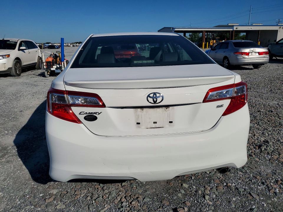 Снимка 6 от търг – 2014 TOYOTA CAMRY с VIN 4T1BF1FK9EU468200