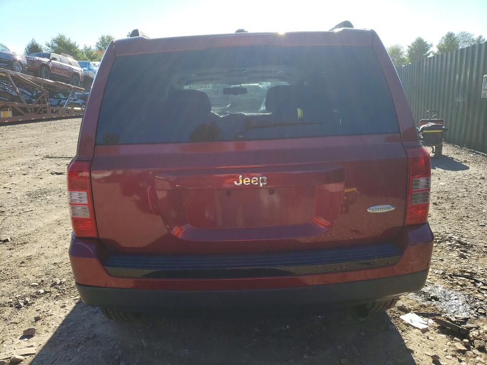 Фото 6 с аукциона – 2014 JEEP PATRIOT с VIN 1C4NJPFB6ED672472