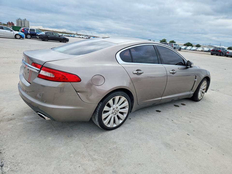 صورة رقم 3 من المزاد - 2009 JAGUAR XF مع VIN SAJWA06B79HR26749