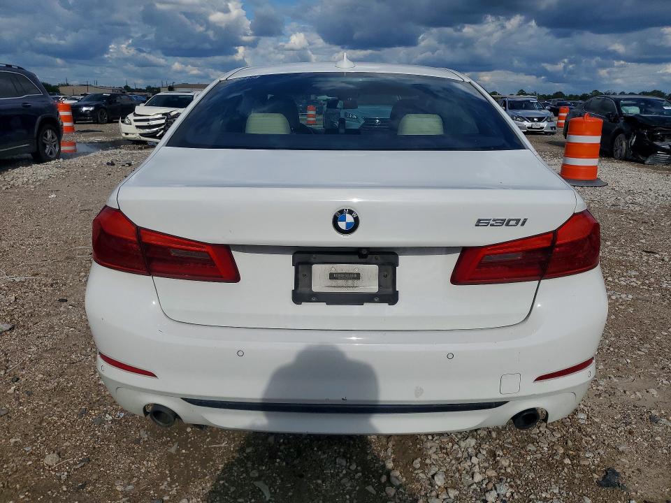 Снимка 6 от търг – 2019 BMW 530 с VIN WBAJA5C56KWW18815