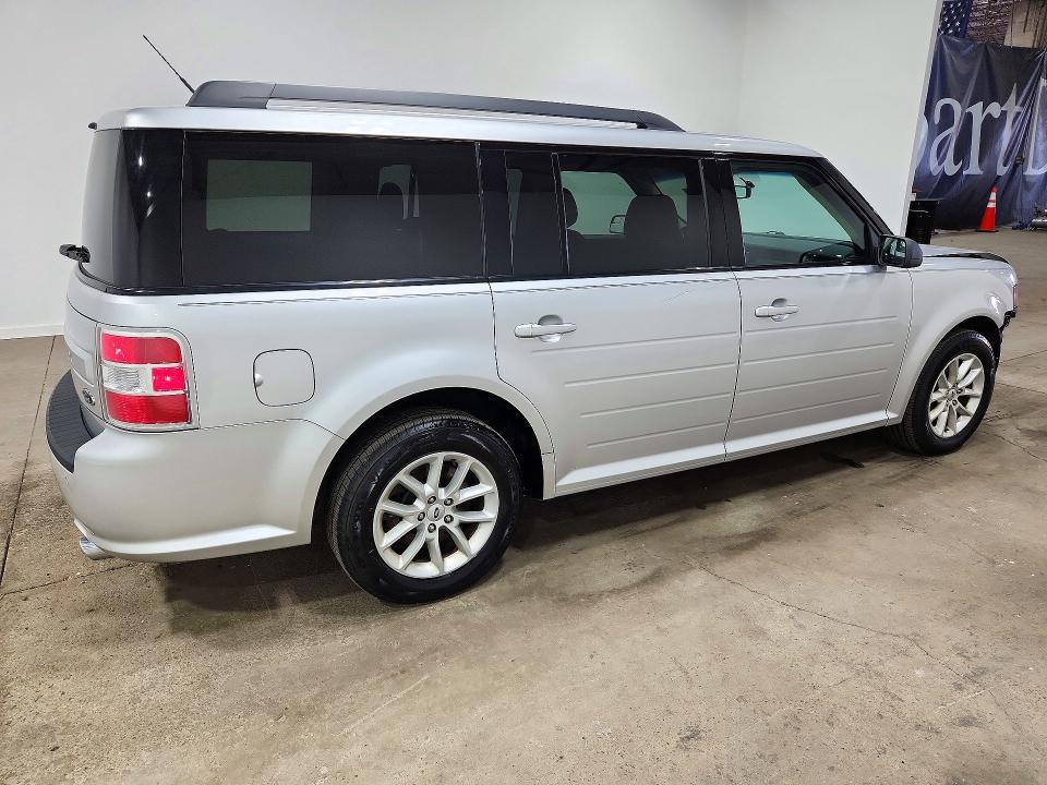 Photo 3 from auction – 2019 FORD FLEX with VIN 2FMGK5B87KBA10904
