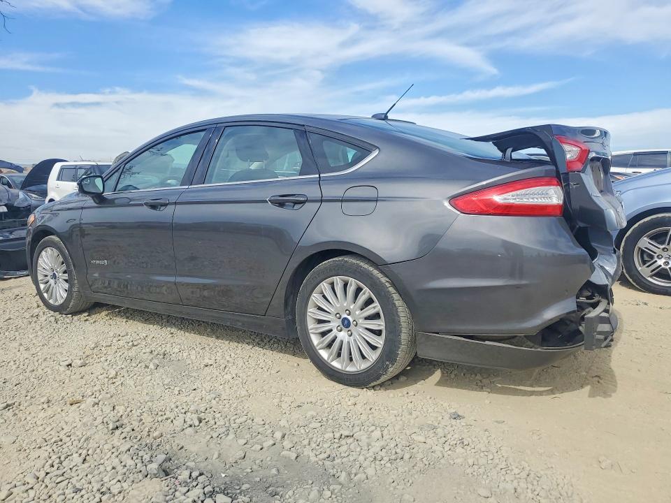 Photo 2 from auction – 2015 FORD FUSION with VIN 3FA6P0LU8FR208792