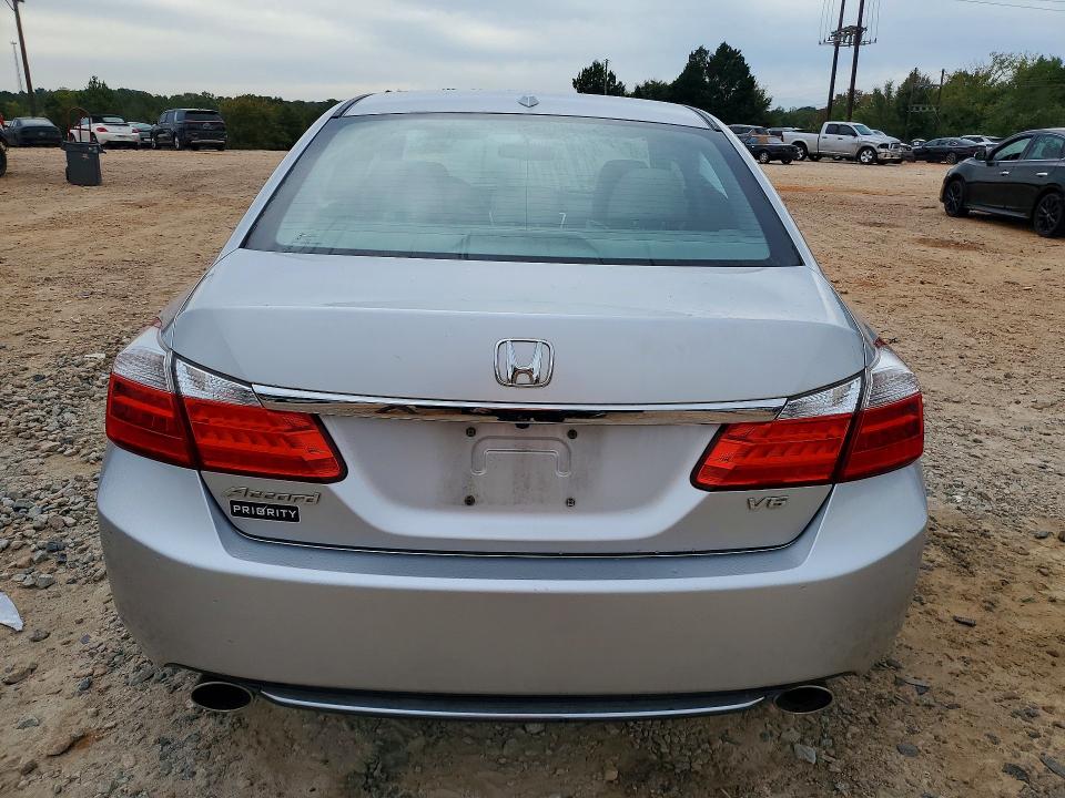 Снимка 6 от търг – 2013 HONDA ACCORD с VIN 1HGCR3F80DA010174
