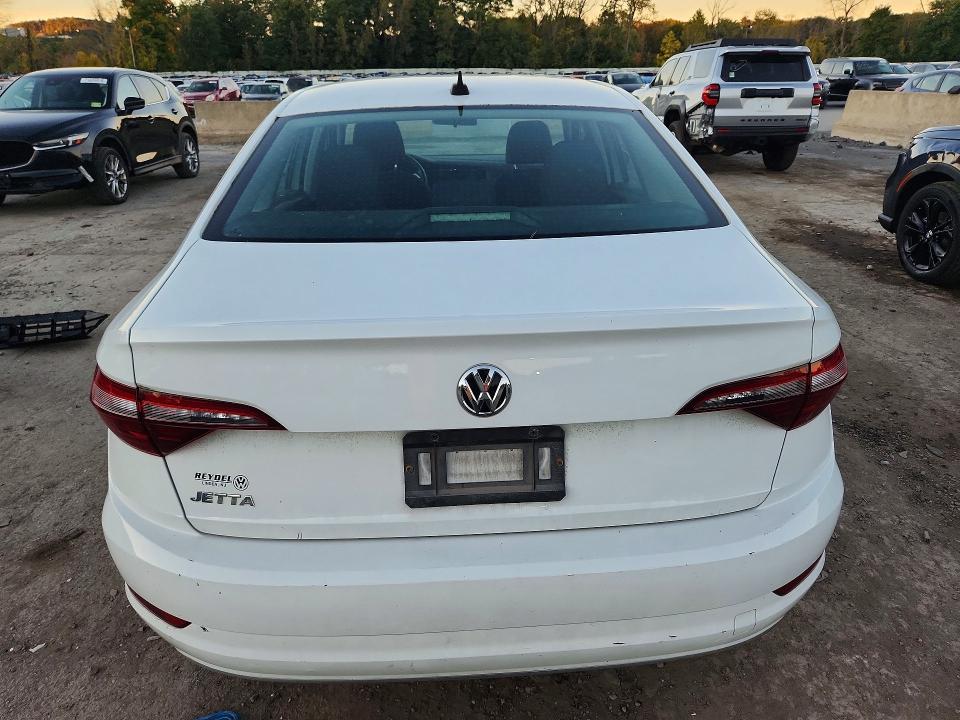 Снимка 6 от търг – 2020 VOLKSWAGEN JETTA с VIN 3VWN57BU8LM028918