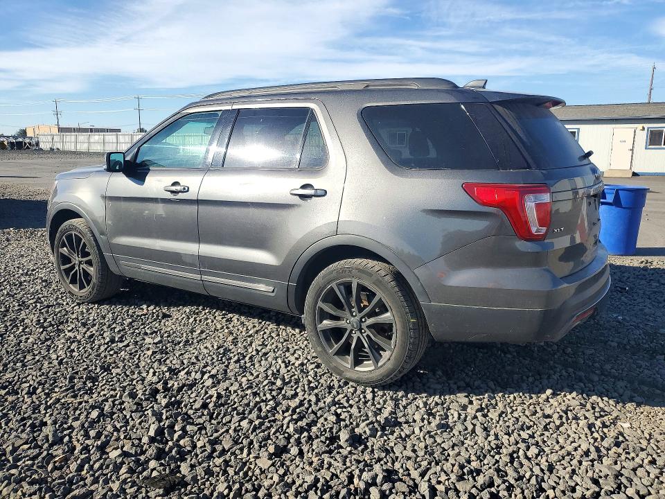 Photo 2 from auction – 2017 FORD EXPLORER with VIN 1FM5K8DH3HGD91691
