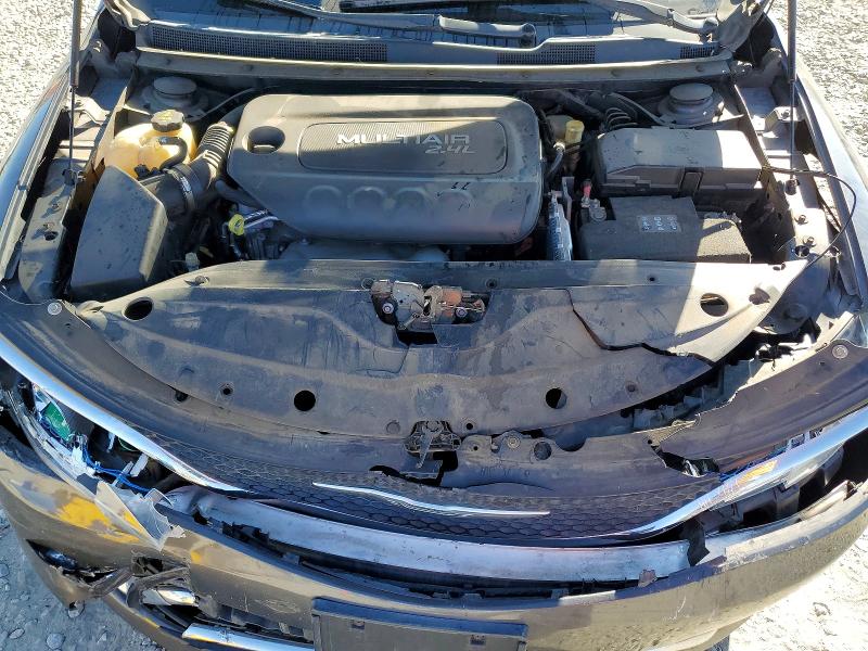 صورة رقم 11 من المزاد - 2016 CHRYSLER 200 مع VIN 1C3CCCAB5GN184813