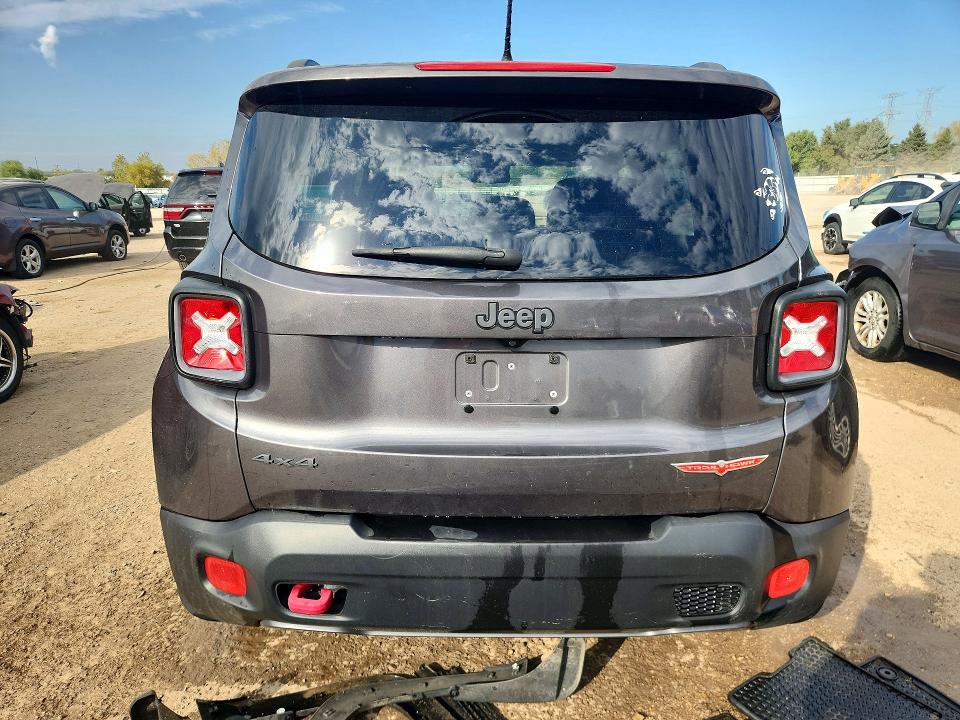 Снимка 6 от търг – 2016 JEEP RENEGADE с VIN ZACCJBCTXGPD46590