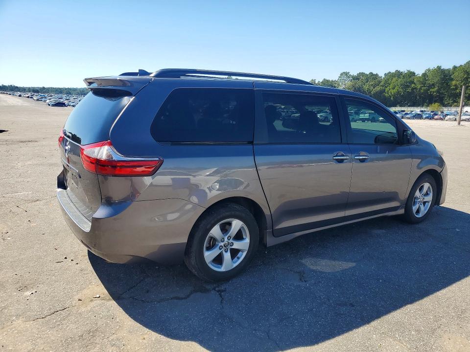 Снимка 3 от търг – 2020 TOYOTA SIENNA с VIN 5TDKZ3DC3LS064636