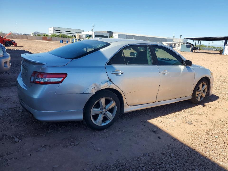 Снимка 3 от търг – 2011 TOYOTA CAMRY с VIN 4T1BF3EK1BU215204