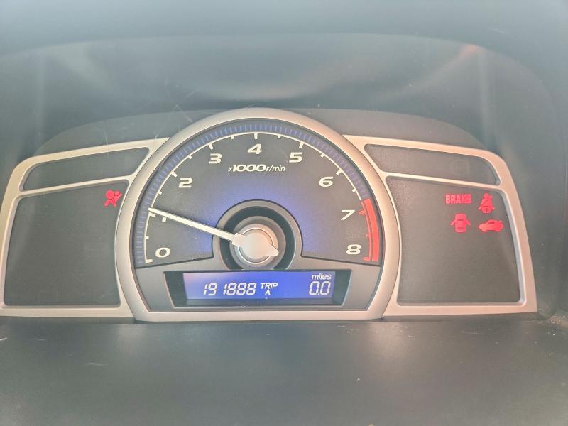 Снимка 9 от търг – 2007 HONDA CIVIC с VIN 2HGFG11807H531352