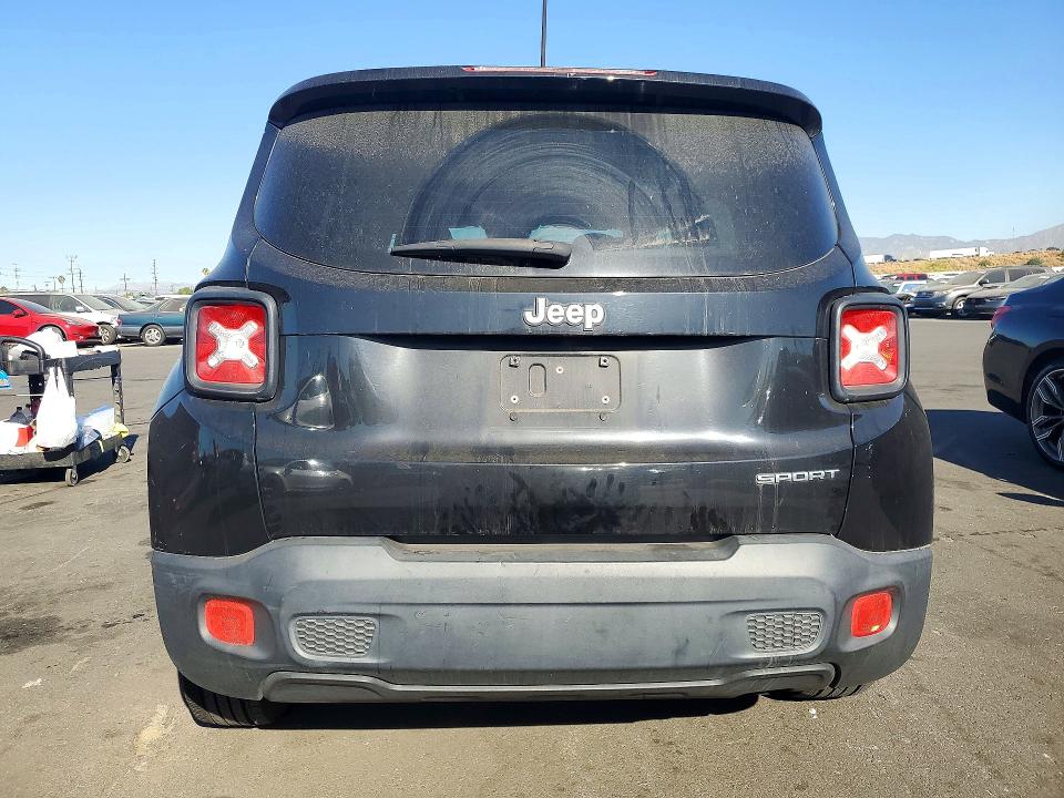 Photo 6 from auction – 2016 JEEP RENEGADE with VIN ZACCJAAT6GPD82564