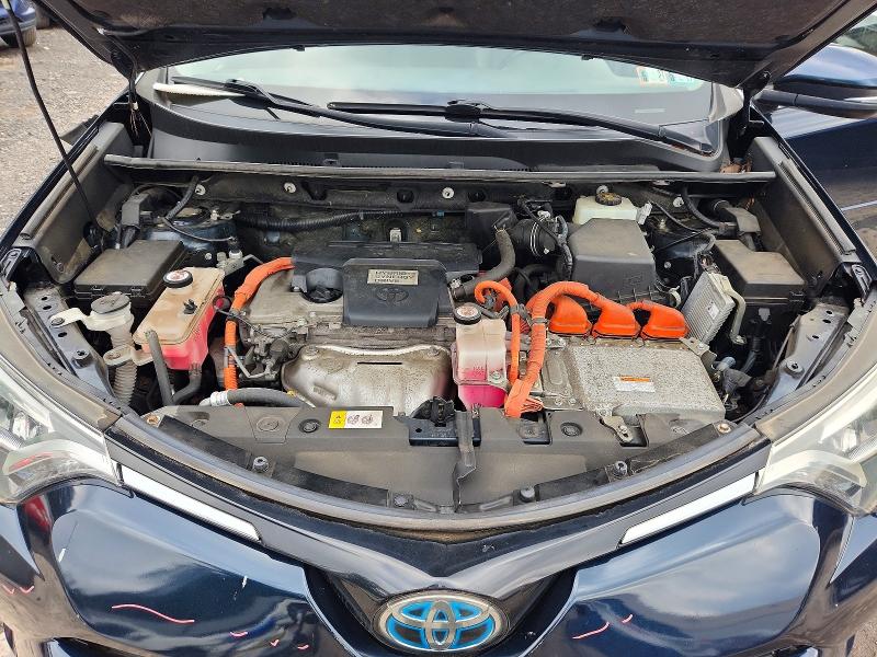 Photo 12 from auction – 2017 TOYOTA RAV4 HV with VIN JTMDJREV9HD084928
