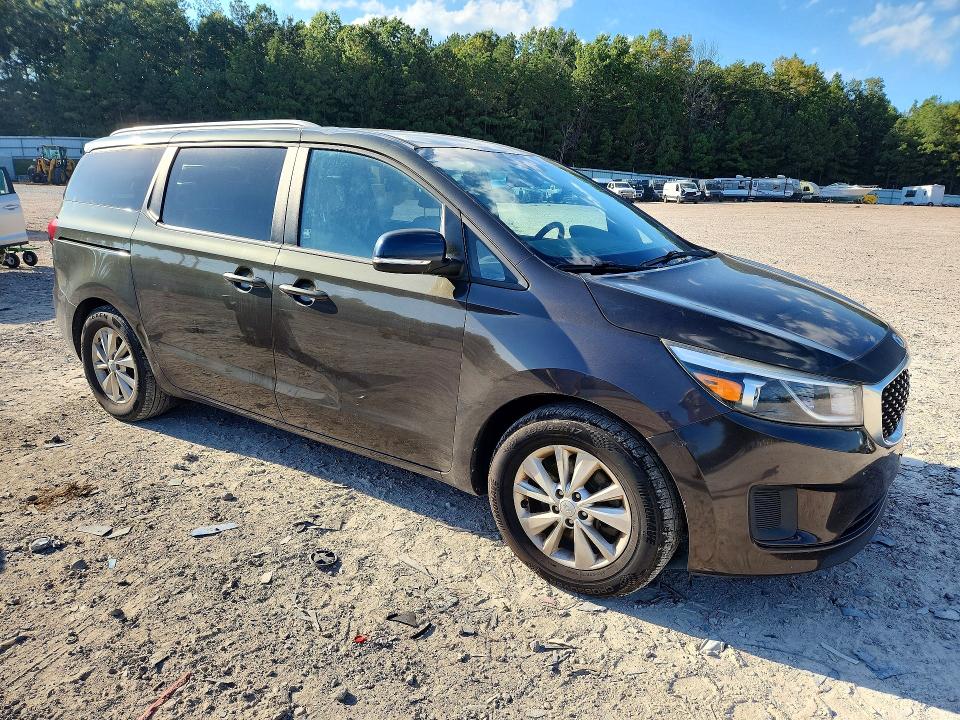 Foto 4 de la subasta – 2016 KIA SEDONA con VIN KNDMB5C17G6178699