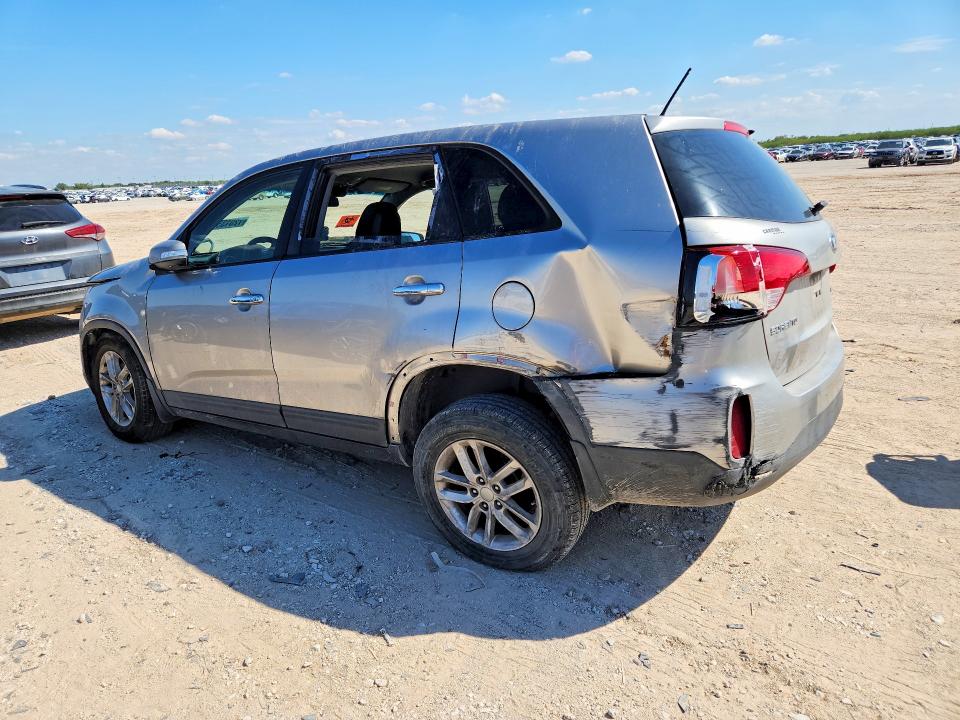 Photo 2 from auction – 2015 KIA SORENTO with VIN 5XYKT3A67FG580838